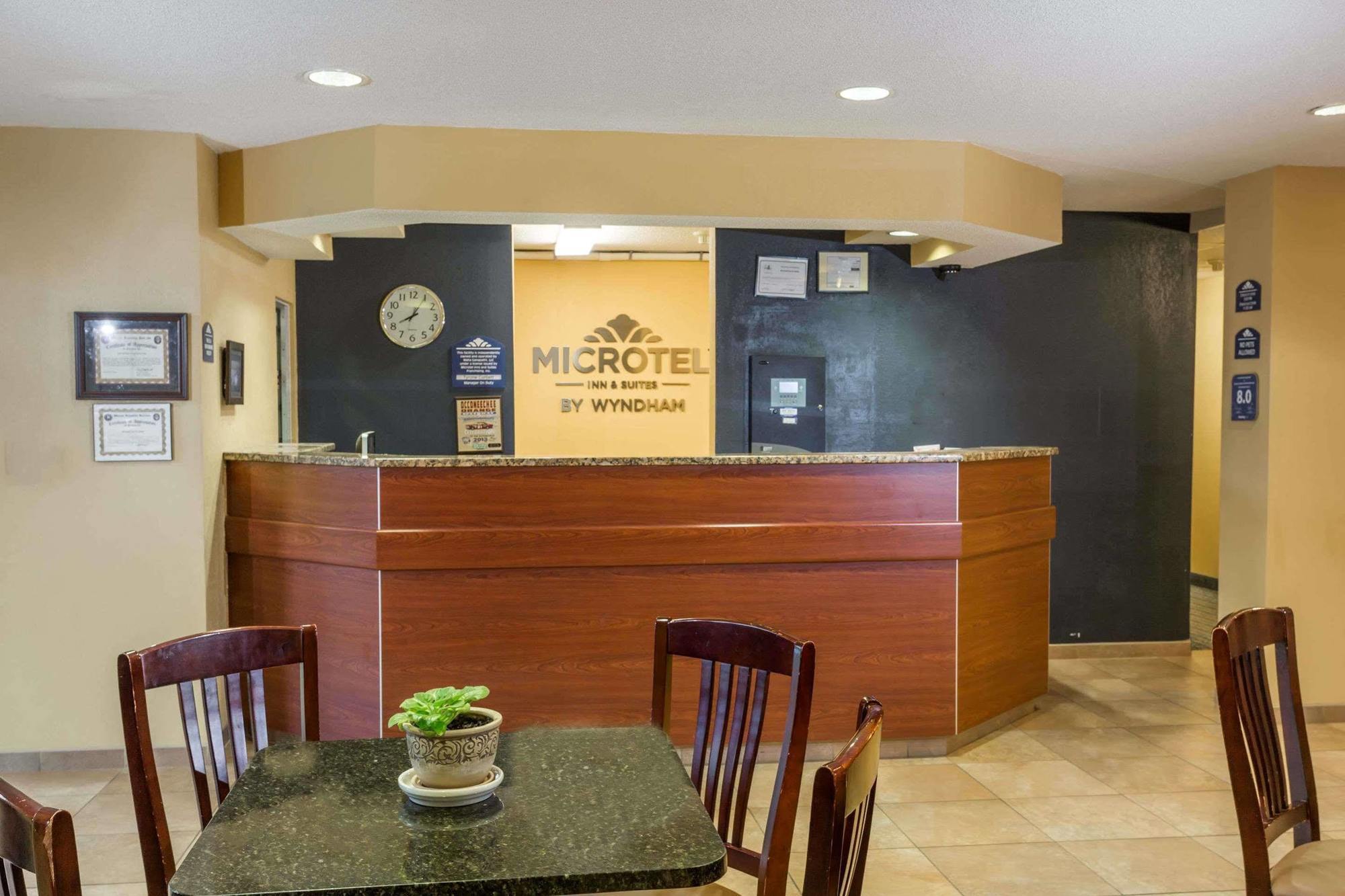Microtel Inn & Suites By Wyndham Hillsborough Exterior photo